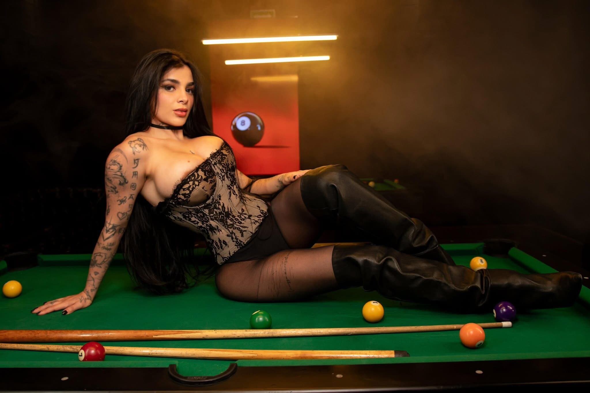 Karely Ruiz cover photo