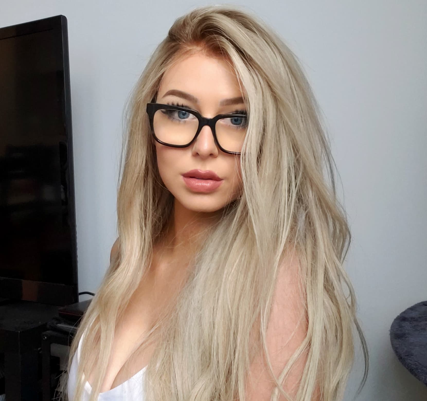 MIKAYLAH profile avatar